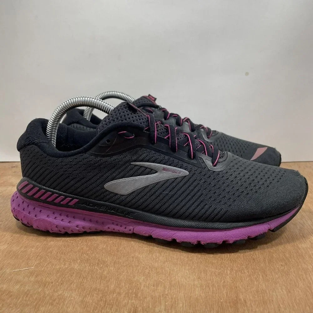 Brooks Adrenaline GTS 20 Womens Size 9.5 Black Running Shoes Sneakers